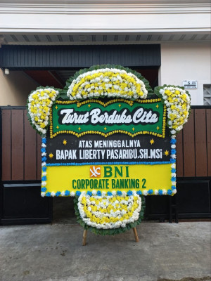 Papan Bunga Duka di Tawang