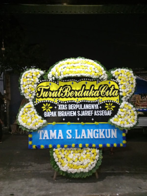 Papan Bunga Duka di Tawang