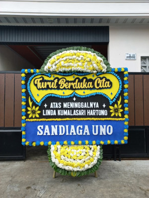 Papan Bunga Duka di Tawang